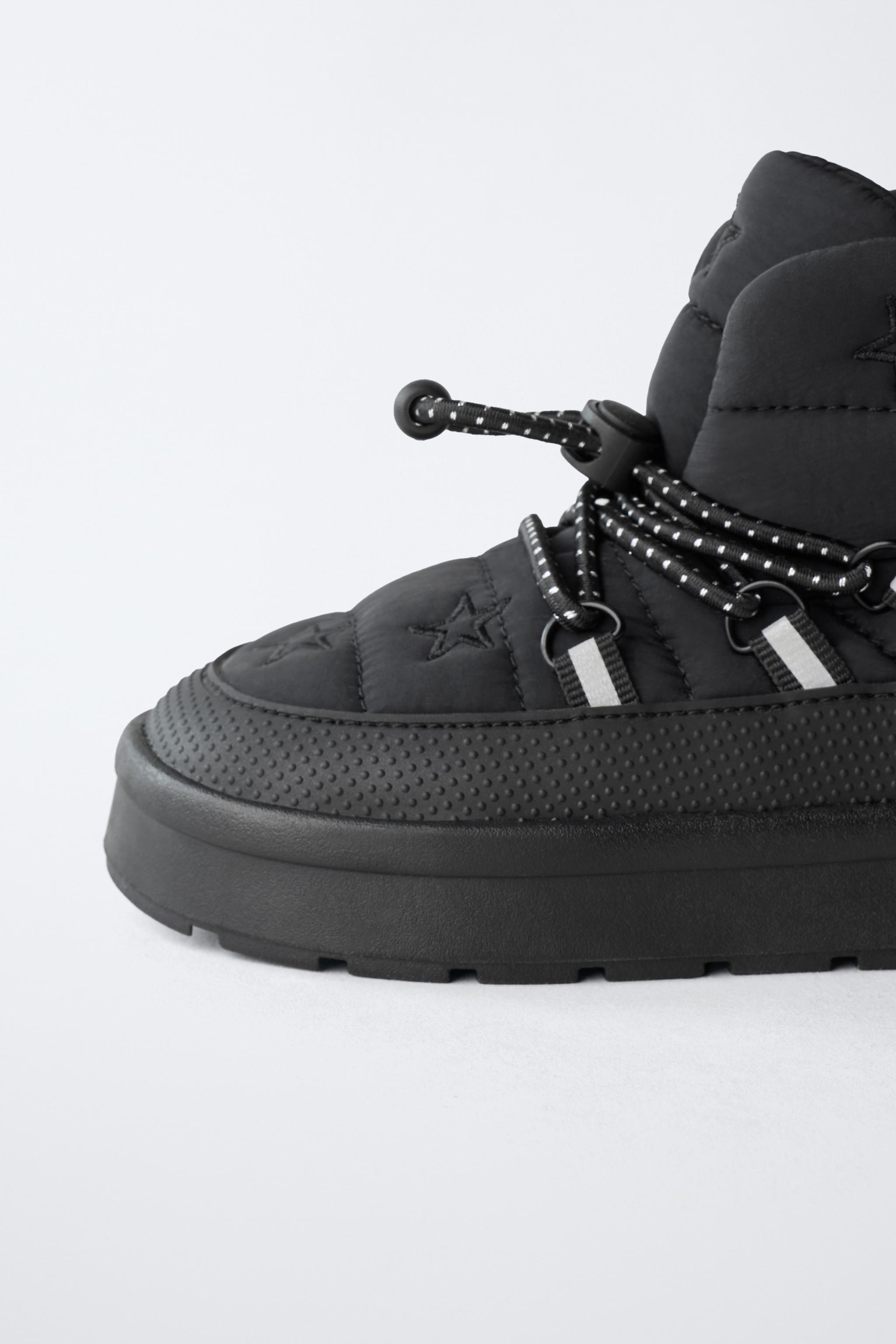 WATER REPELLENT SNOW BOOTS